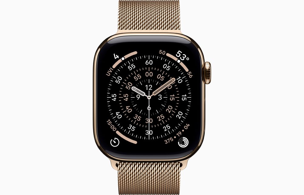 Apple Watch Series 11 GPS 42mm Gold Titanium Case with Gold Milanese Loop
